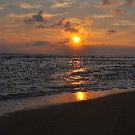 Villa Breeze Talpe Unawatuna Dış mekan fotoğraf